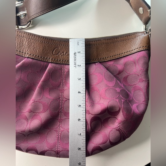 Coach Plum Soho Signature Bag F13740. Comes with small coach wallet!! - Picture 10 of 10